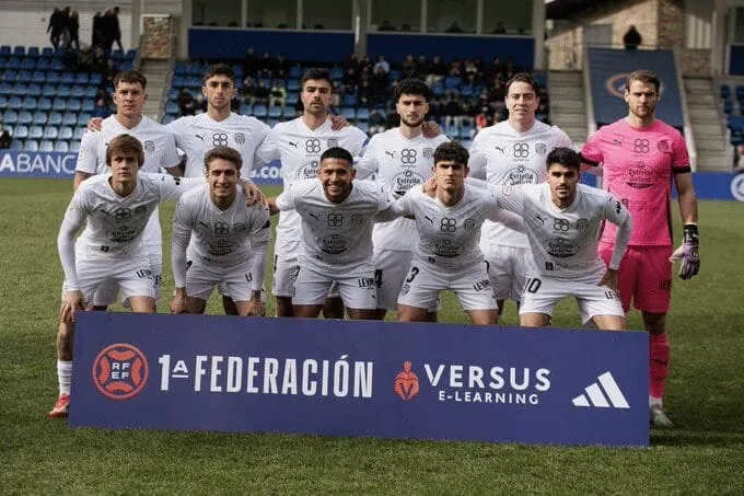 El Lugo desafía al Athletic B
