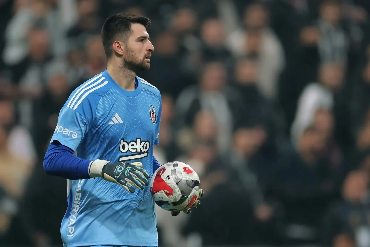 Fichajes Deportivo: Ersin Destanoğlu aparece como opción para reforzar la portería