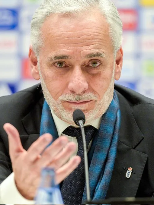 Jesús Martínez, dueño del Real Oviedo, apunta alto: “Quiero hablar de Europa, no de estar fuera del descenso"