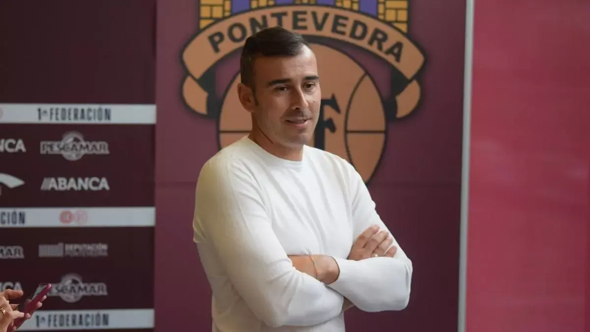 💣 ¡BOMBAZO EN PASARÓN! 💥 Yago Iglesias dice adeus al Pontevedra tras lograr el ascenso 🚀