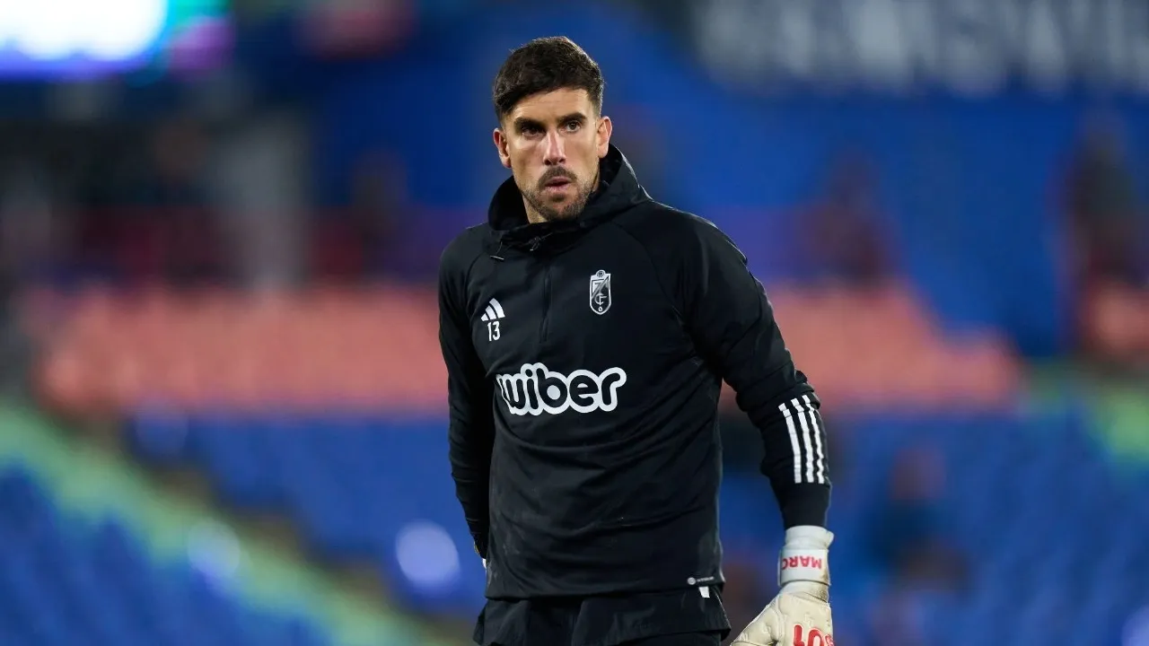 CD Lugo-Racing de Ferrol: Fernando Embadje obliga a cambiar la portería