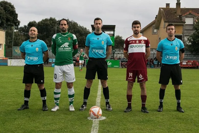 Con el colegiado Villa Martín, el Fabril una de cal y otra de arena en casa