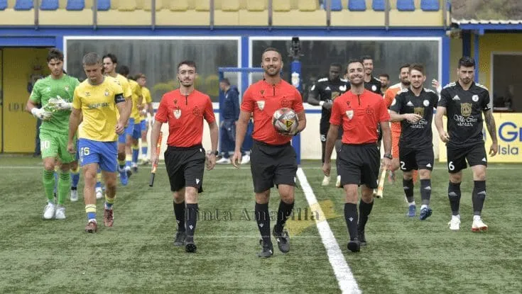 Un canario debutante en Segunda RFEF para el Bergantiños – Laredo