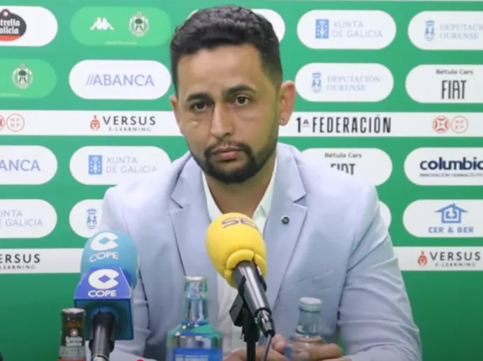 🔄 Revolución silenciosa en O Carballiño: Joan Farias toma el timón deportivo del Arenteiro ⚽🧠