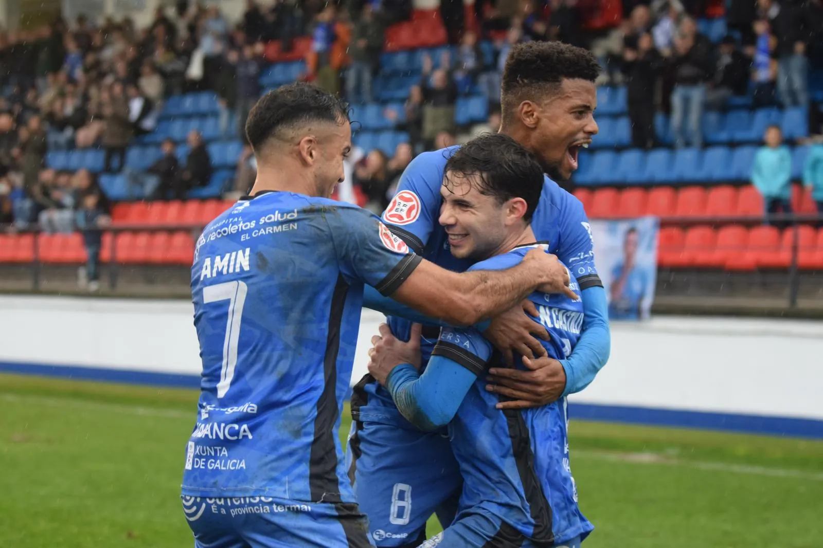 🔥🔵El Ourense CF se libera: goleada, fin del farolillo rojo y baño al Guadalajara (3-0)