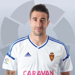 🚨 Cani vuelve a la vida: el ex del Zaragoza y Villarreal recibe el alta tras sufrir un aneurisma cerebral