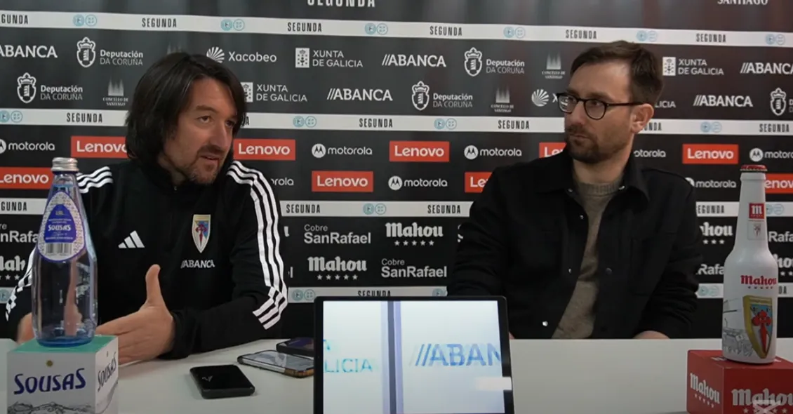 El Compostela presenta a Secho como nuevo entrenador y piensa ya en el Llanera