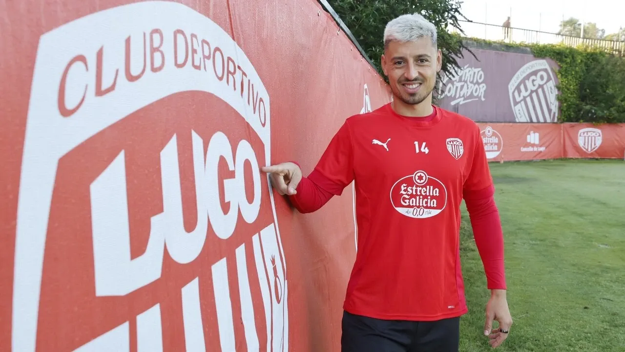 Noticias CD Lugo: Kevin Presa seguirá tras activar su renovación