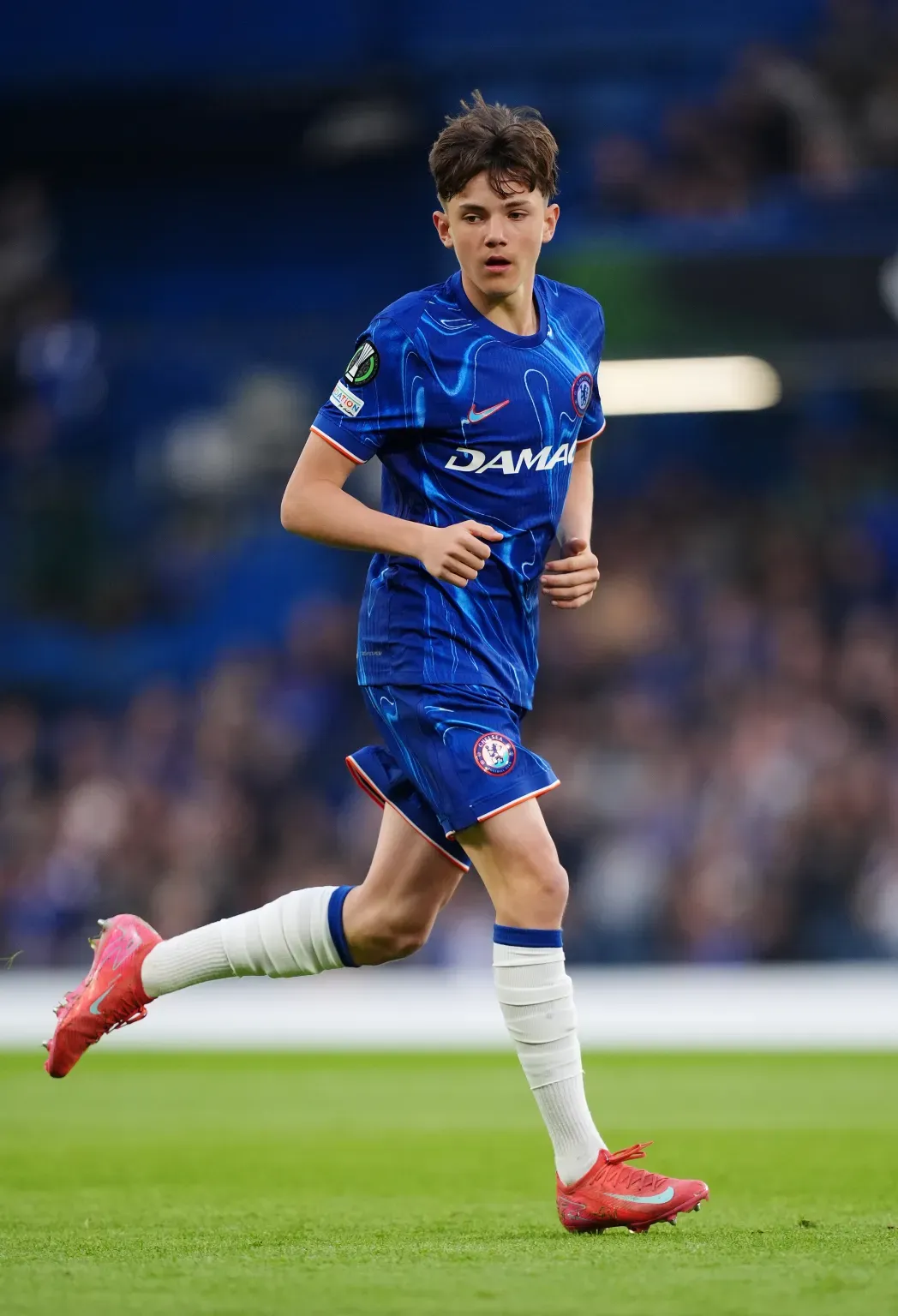 💥 ¡Chelsea ata a su nueva joya! Reggie Walsh firma su primer contrato profesional con solo 17 años 💙⚽