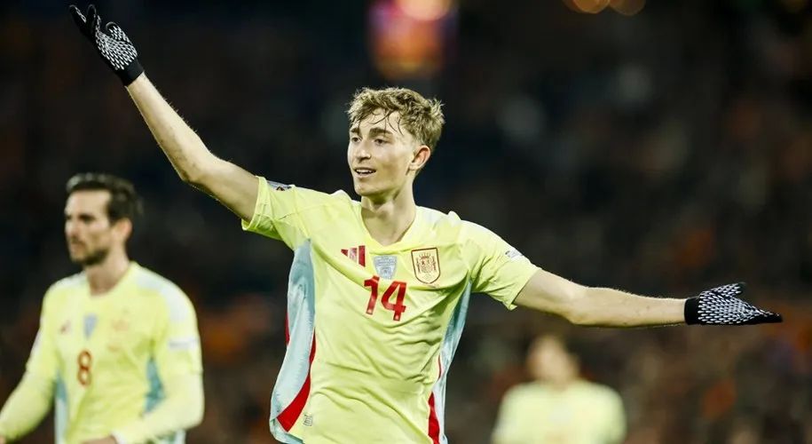 🔥 Real Madrid rompe el mercado con Dean Huijsen: el defensa más buscado aterriza en el Bernabéu