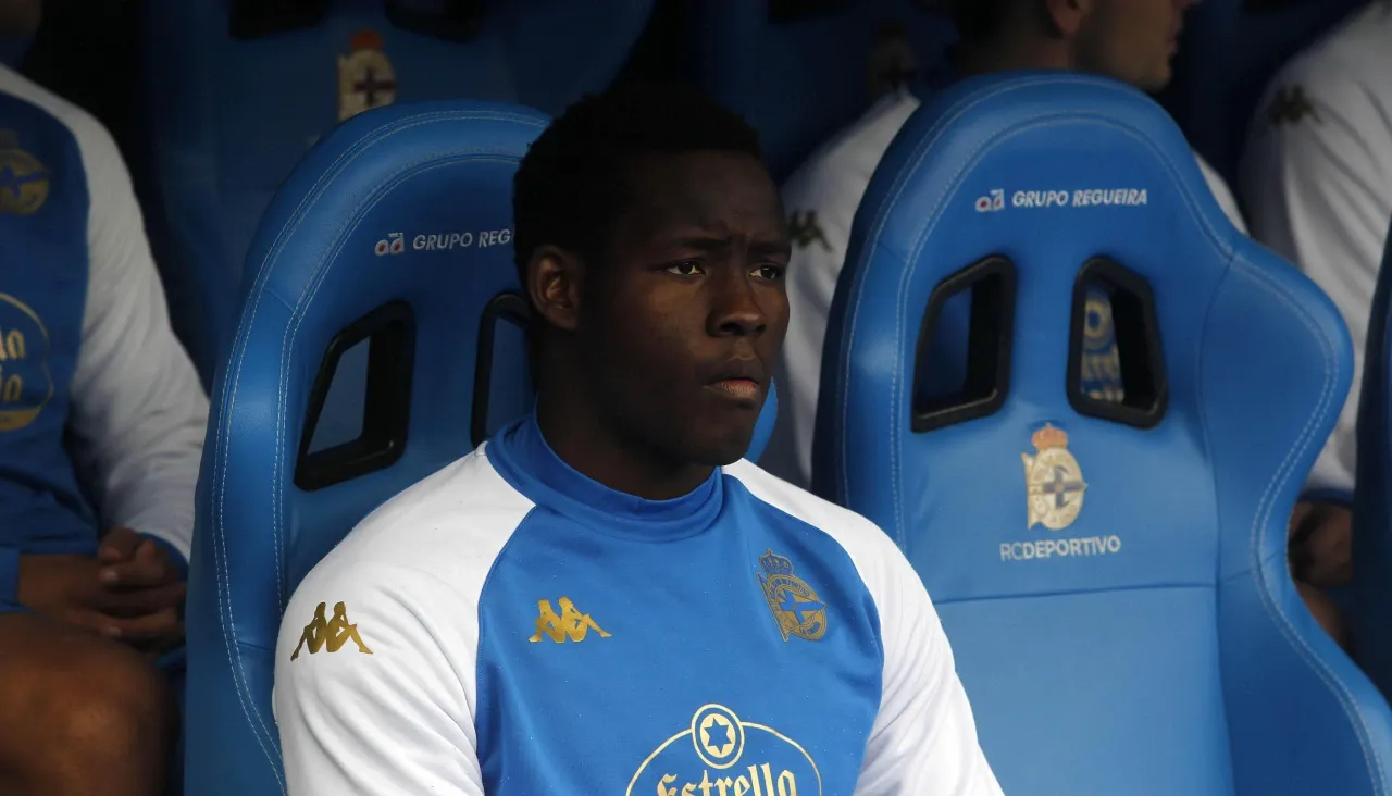 Nsongo Bil acelera su salto al primer equipo del Dépor