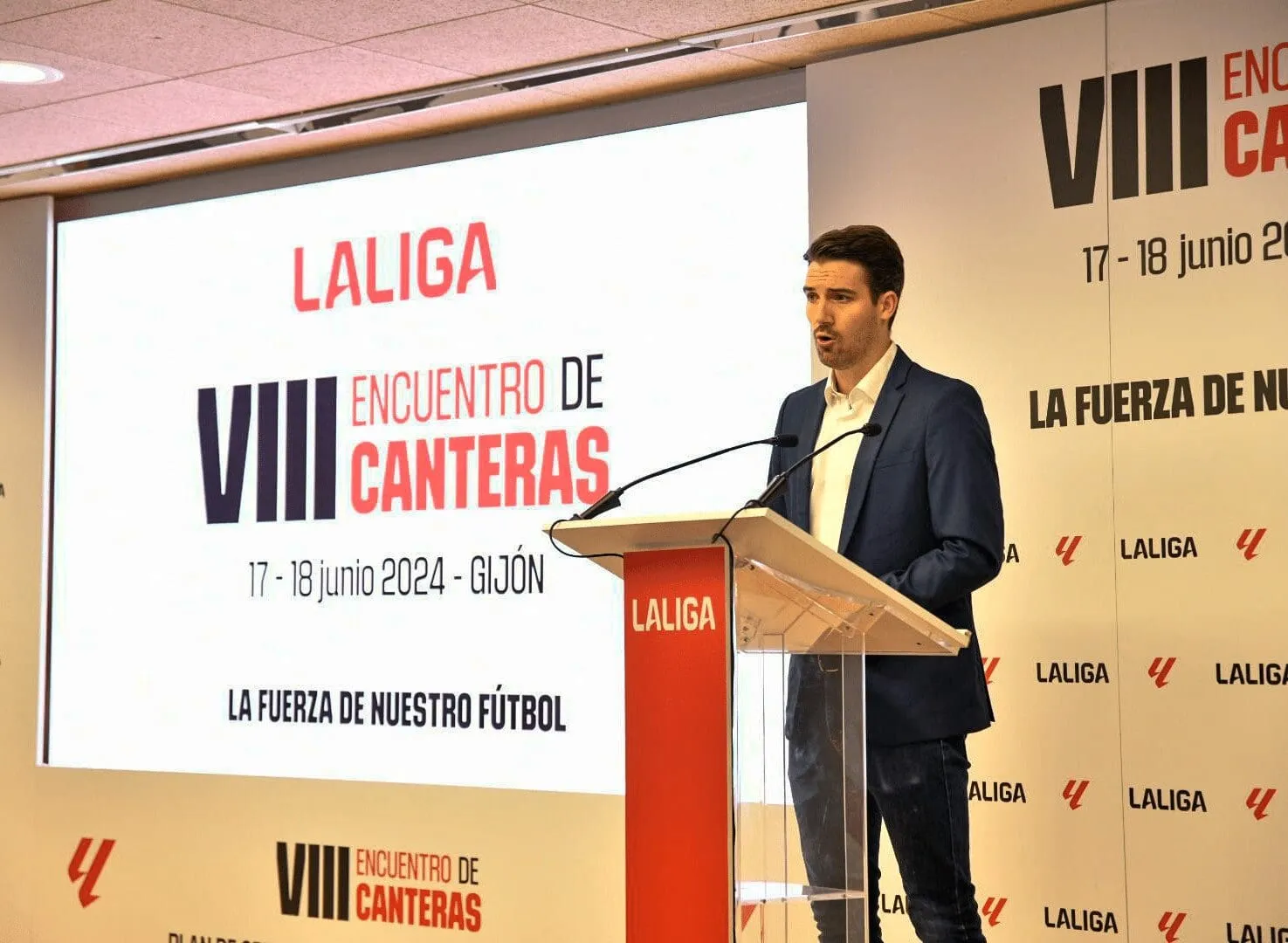 El Racing de Ferrol impulsa su cantera con la  Ciudad Deportiva en el horizonte