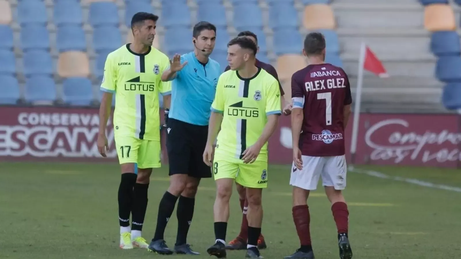 🔥 Un árbitro permisivo para un derbi caliente: Jaime Ruiz estará al mando en A Malata ⚽