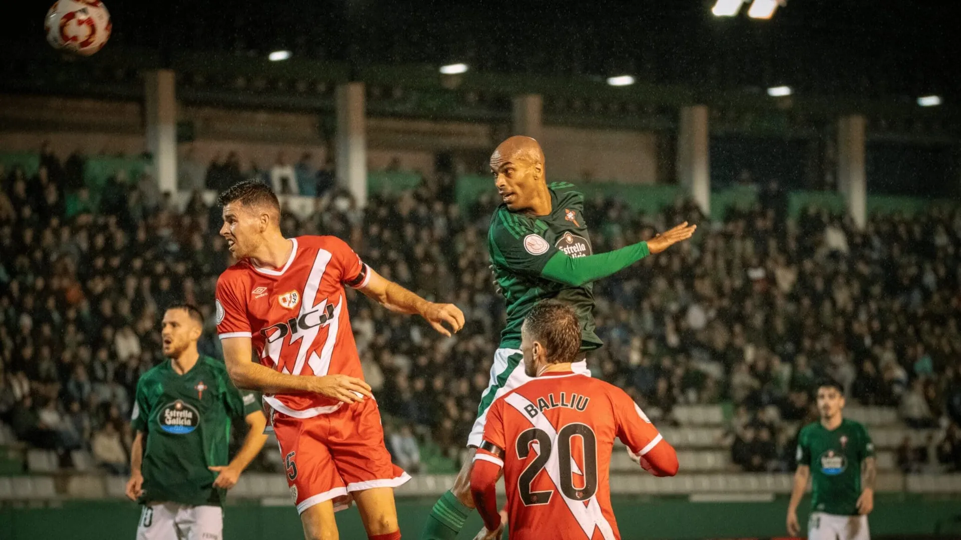 El Racing cae en Copa ante un Rayo imparable y ya piensa en la Liga