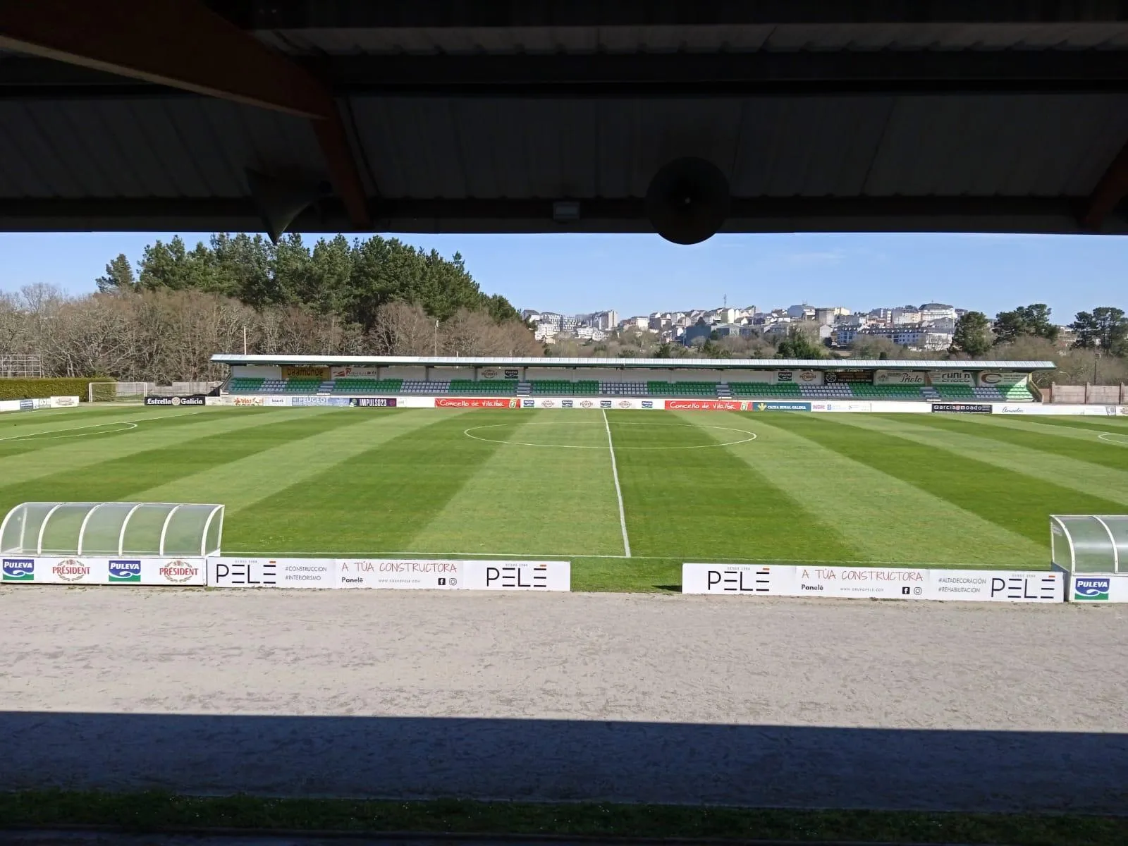 Un campo sin su anfitrión, pero lleno de su historia: el trofeo de Vilalba unirá tres niveles del fútbol gallego