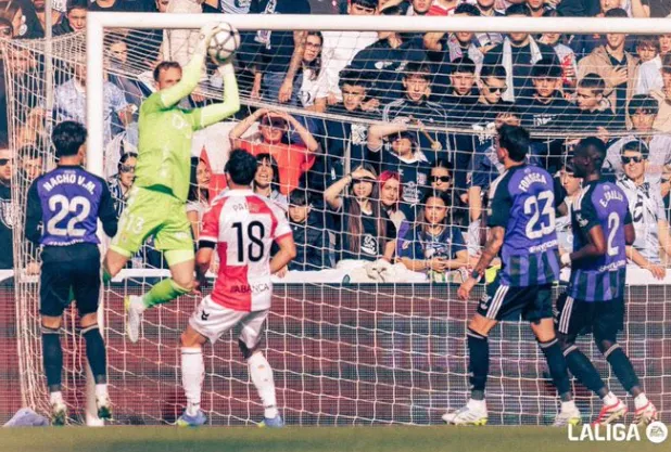 Batacazo histórico en Balaídos: el Celta se estrella ante el colista Oviedo y se complica la Champions en LaLiga