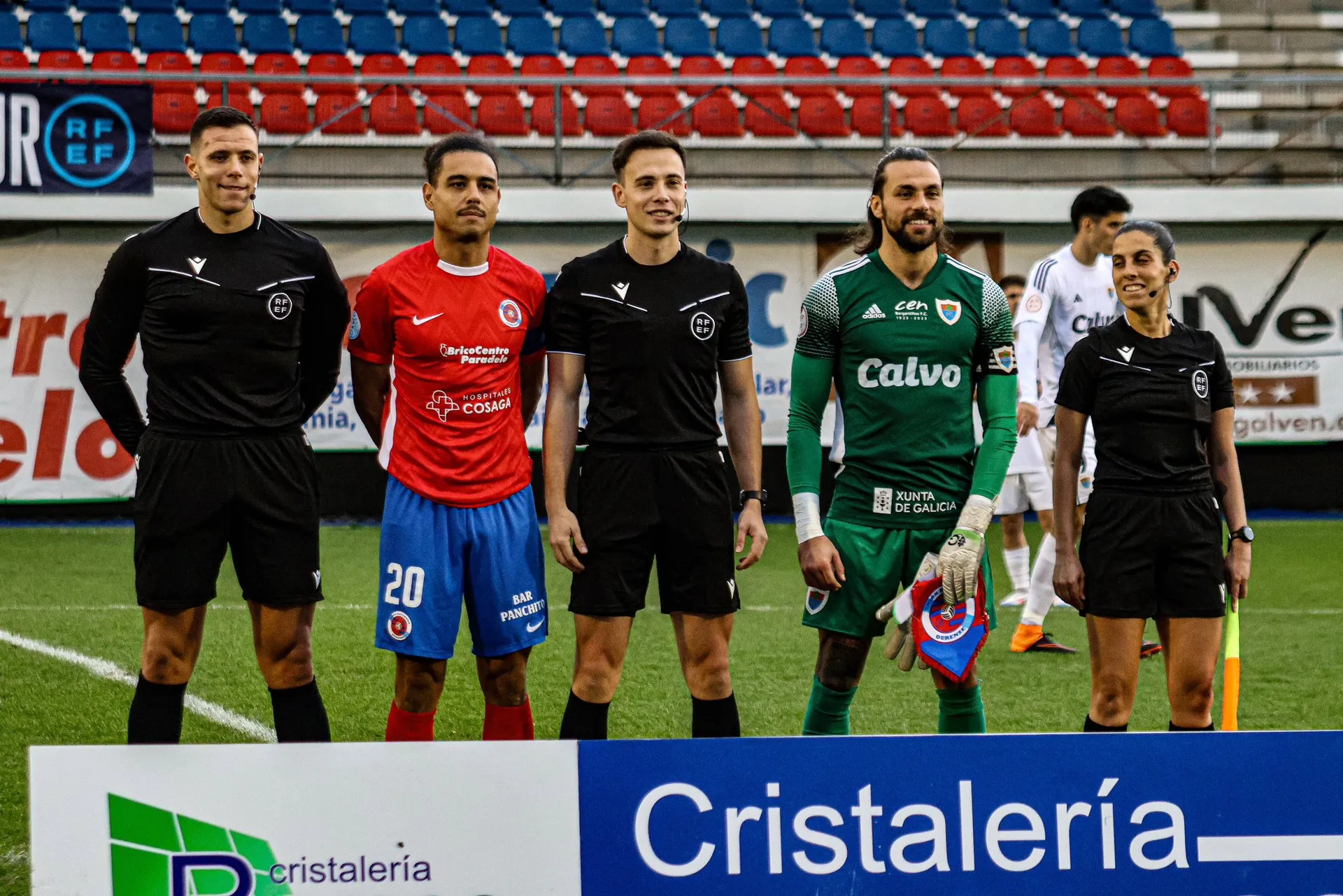 Dos penaltis inclinan un derbi de alta tensión: la racha del Bergantiños se rompe en O Couto ⚖️🔥