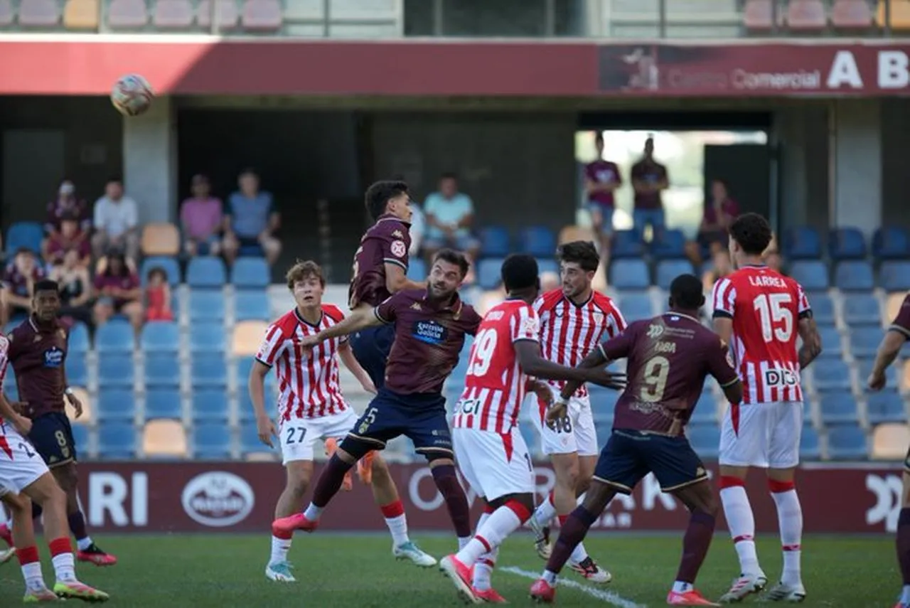 El Pontevedra despierta tarde y paga muy caro su peor primera parte en Pasarón (1-3)