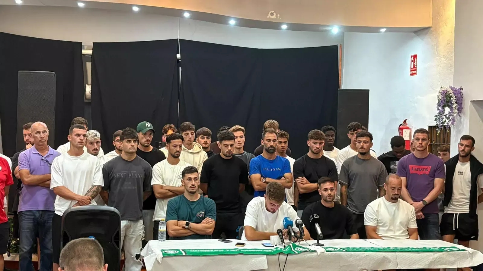💣 ¡Estalla la rebelión en el Juventud Torremolinos! La plantilla denuncia meses sin cobrar y exige soluciones ya