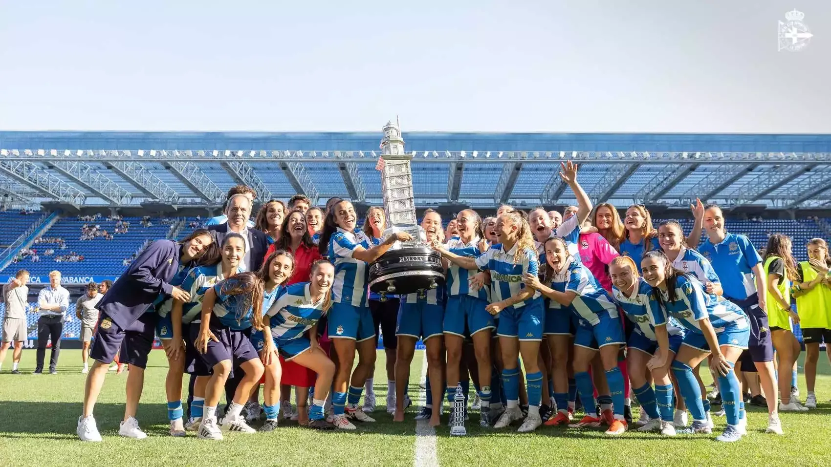 🔥 Riazor vibra con un Dépor ABANCA letal que amplía su reinado en el Teresa Herrera