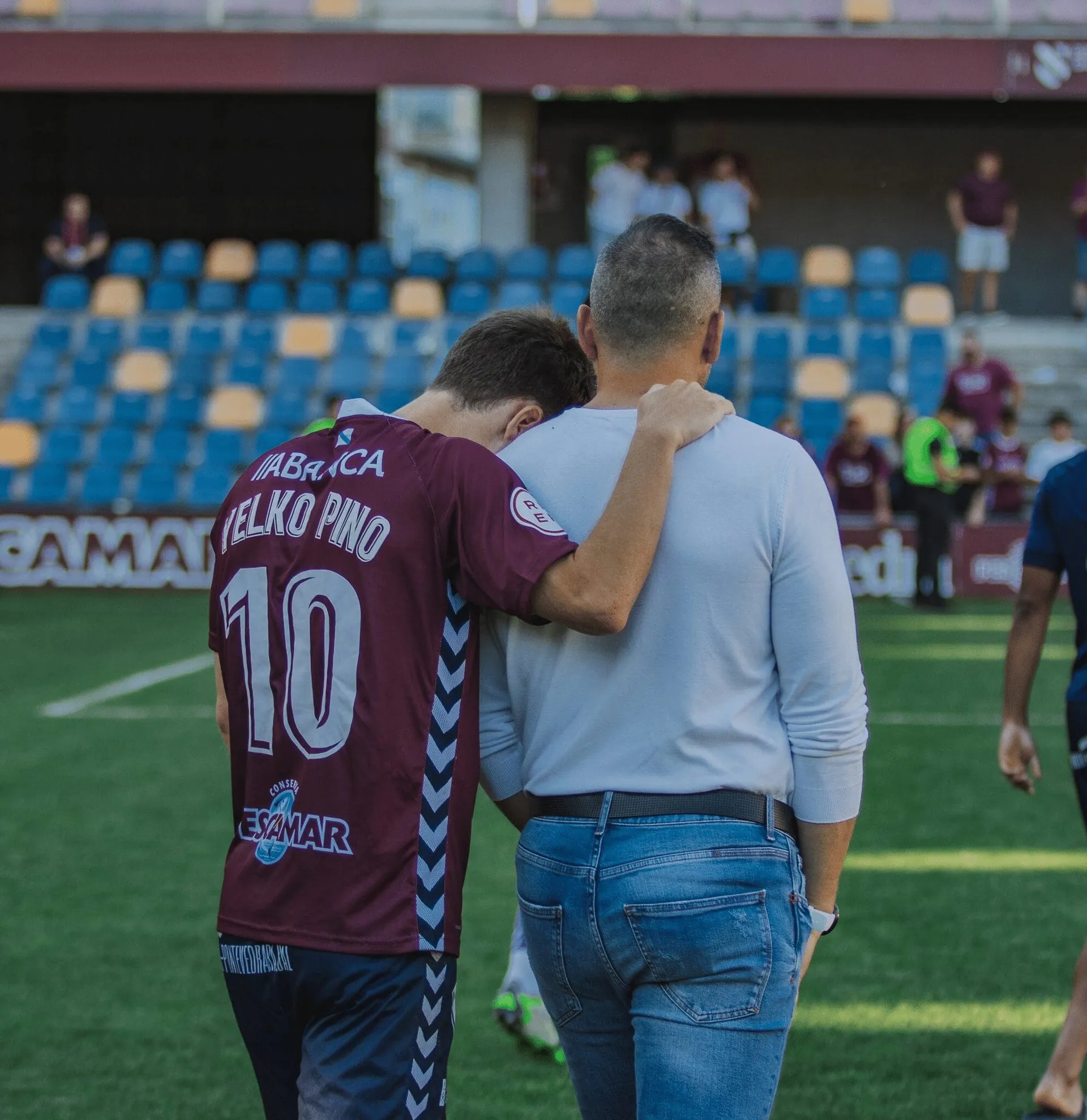 El Pontevedra ata a Yelko Pino hasta 2026