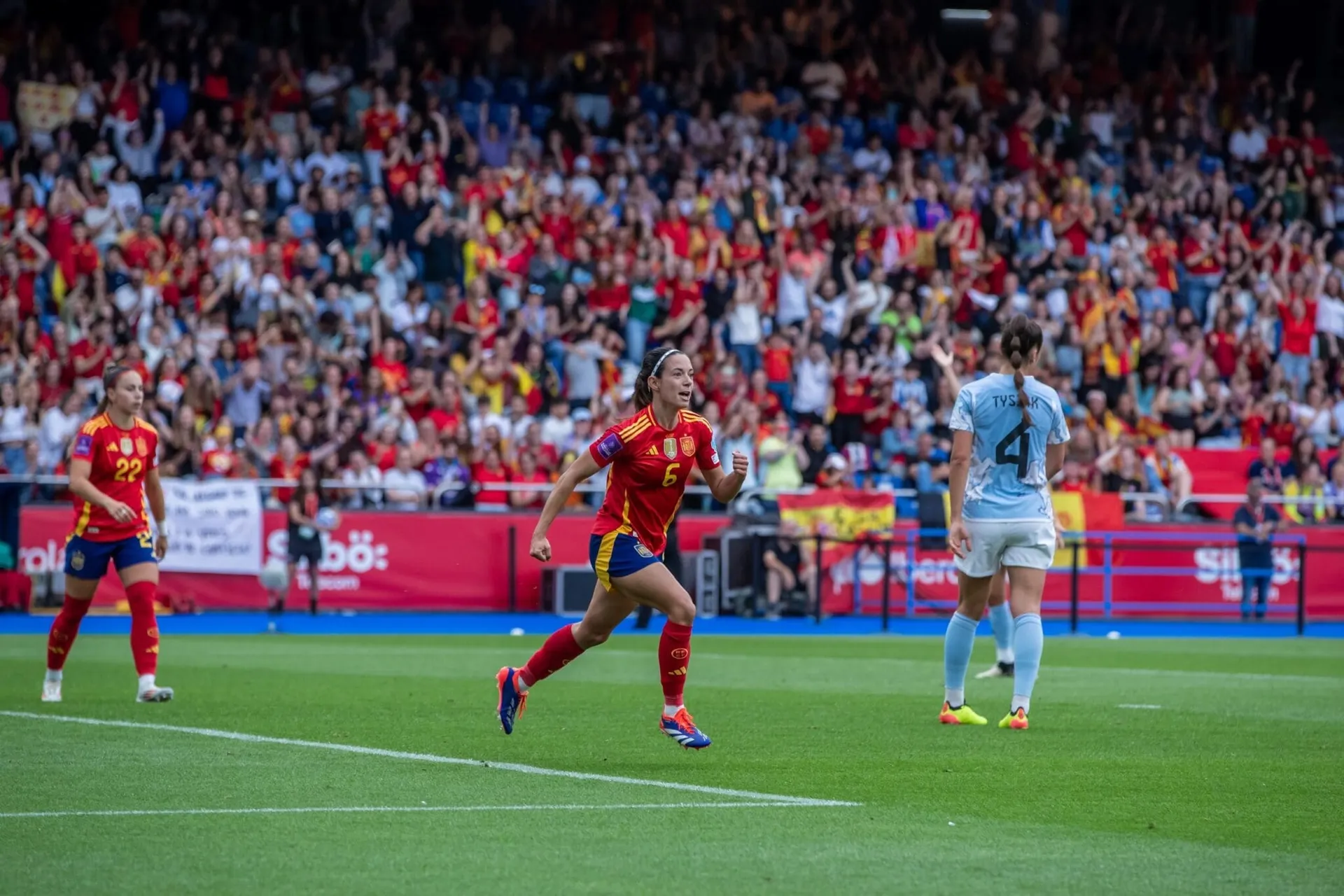 España derrota a Bélgica y Tere marca un golazo para el recuerdo (VIDEO)