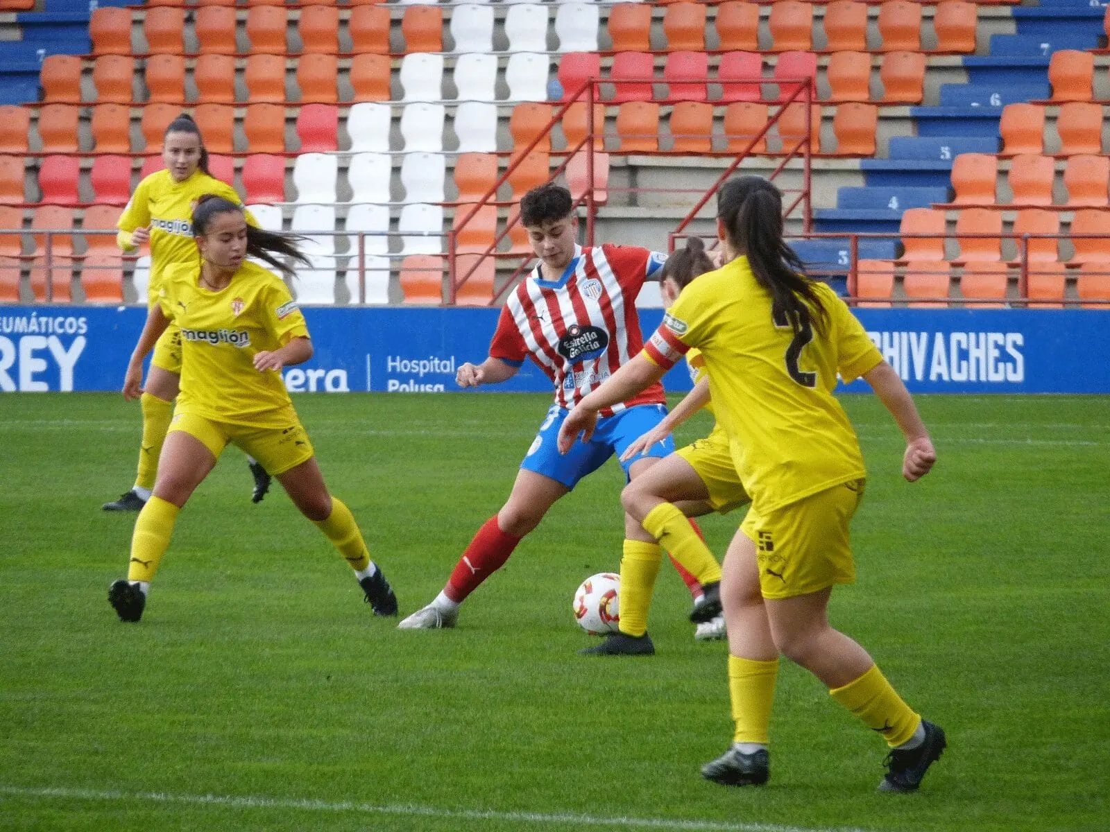 Lugo y Sporting B se alejan un poco más de la última plaza en el Ángel Carro (1-1)