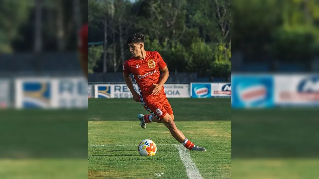 Fichajes SD Compostela: el salto de eficacia de Edu González explica su fichaje