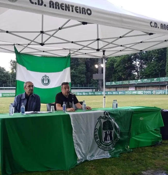 El Arenteiro cae a Tercera Federación por sus deudas y queda al borde del abismo