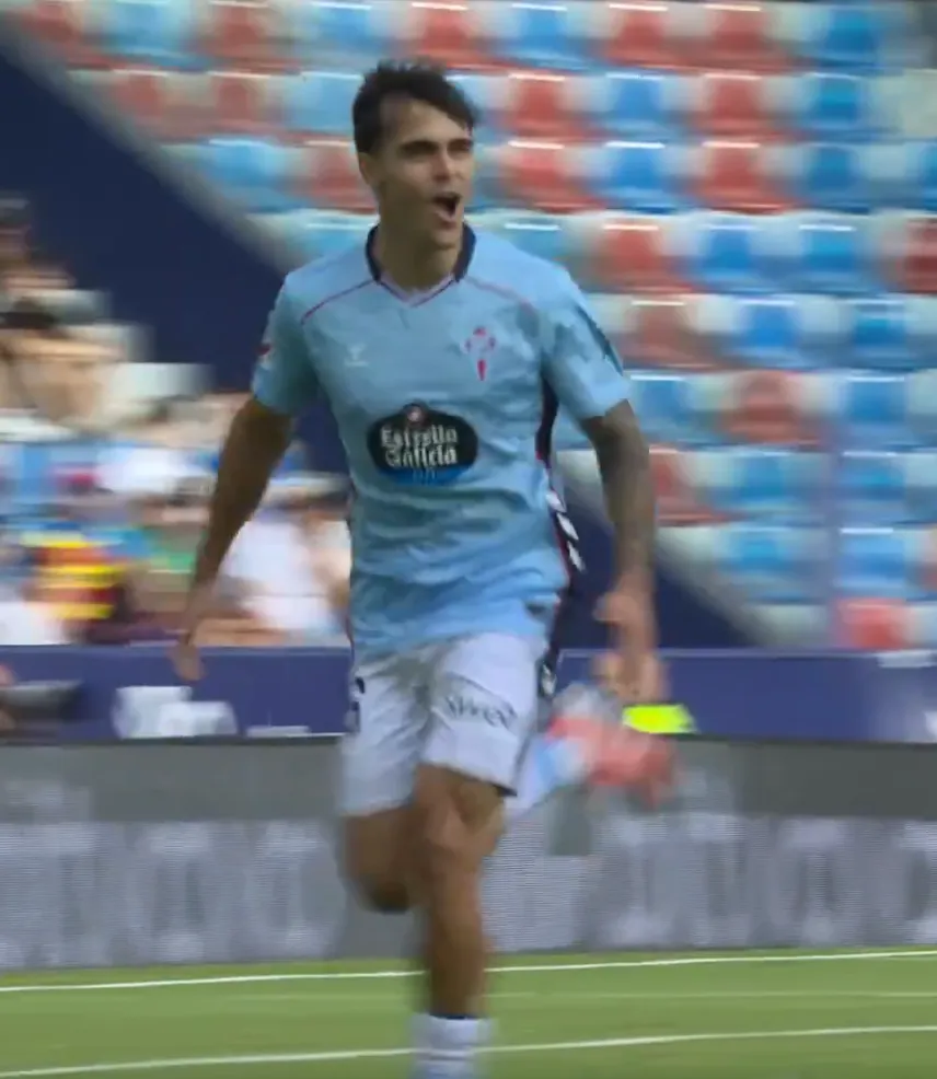 💙⚔️ Miguel Román firma un triunfo agónico del Celta en Valencia (1-2)
