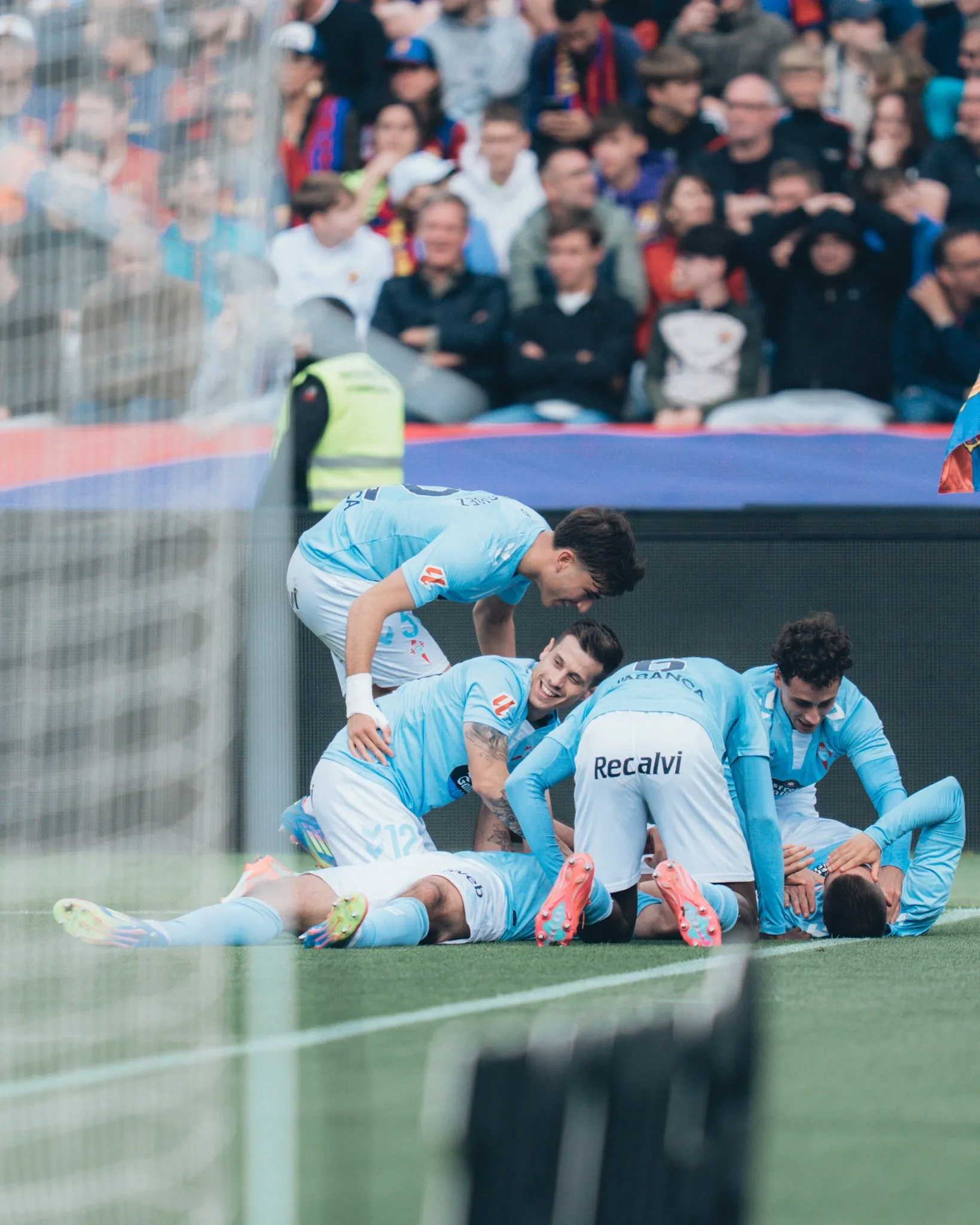 La valentía del Celta se queda sin premio con un penalti en el descuento