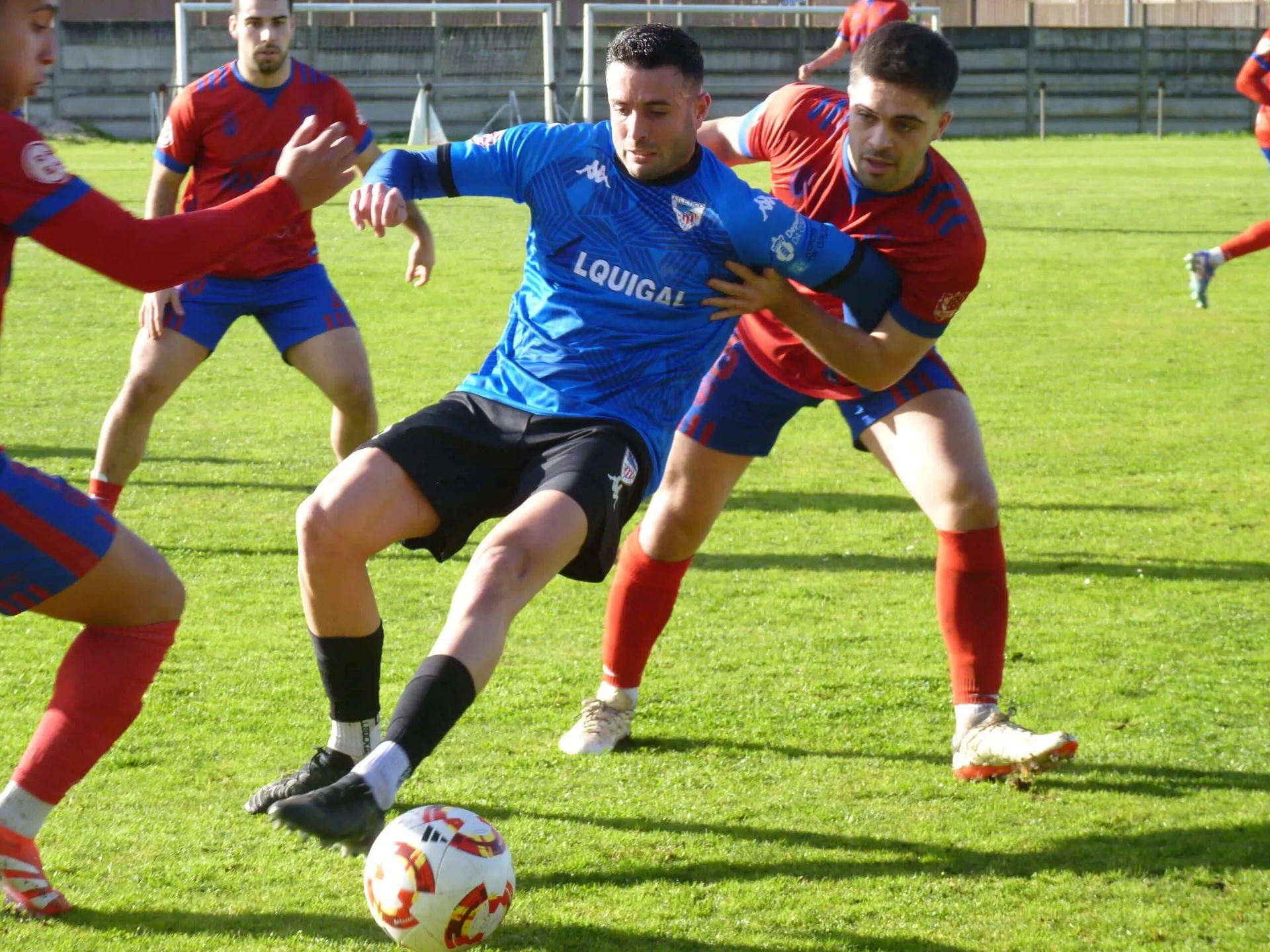 El Betanzos devuelve el 3-1 al Arteixo, que regresa al descenso