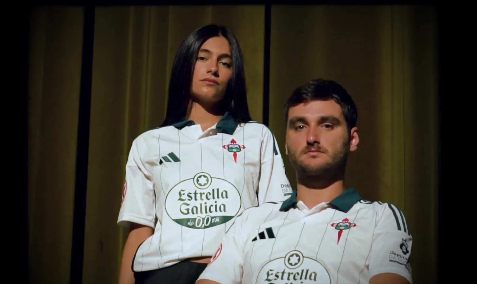 El Racing sube el telón en el Jofre con una segunda camiseta de inspiración clásica