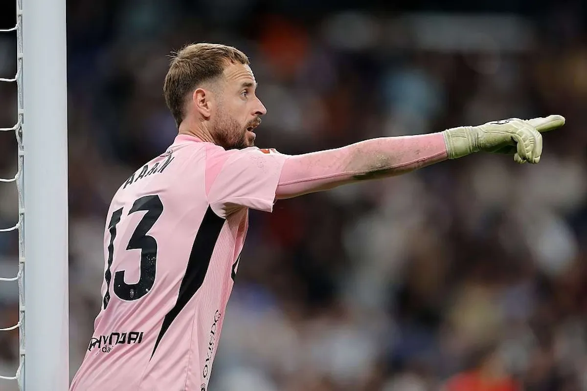 Fichajes Celta: Aarón Escandell, en la agenda para la portería
