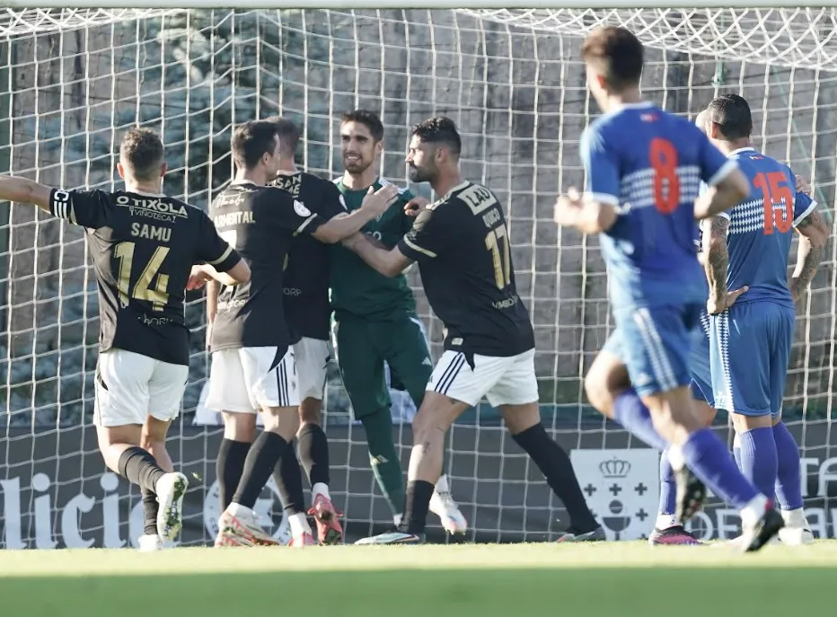 🔥 El Compos resiste en Barreiro y mantiene el trono del Grupo 1 💪💙