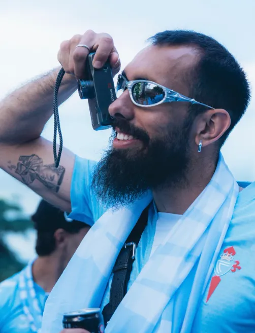 ⚔️ Borja Iglesias, en el centro del pulso: Celta aprieta, Betis resiste 🐼💶