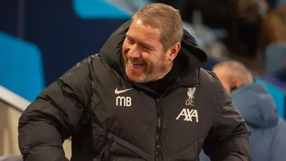 💥 La tragedia sacude al fútbol: muere a los 47 años un histórico entrenador del Liverpool y Chelsea femenino