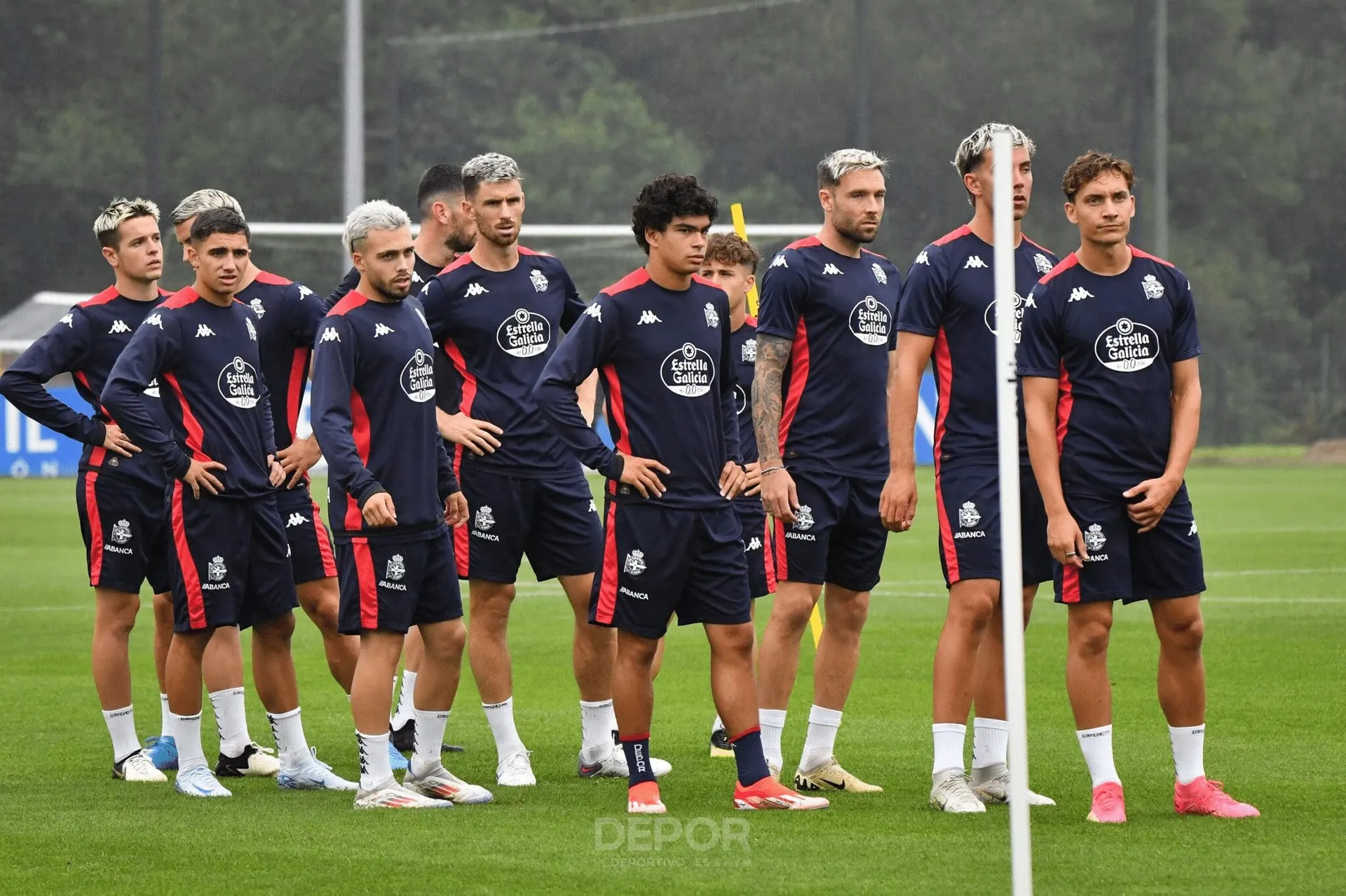 El Deportivo intensifica su preparación para el crucial enfrentamiento contra el Huesca en El Alcoraz