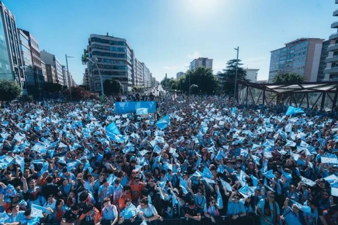💥 ¡LOCURA CELESTE EN VIGO! Praza América estalla con el EuroCelta: Aspas, Caballero y toda la ciudad se rinden a Europa 🌍💙