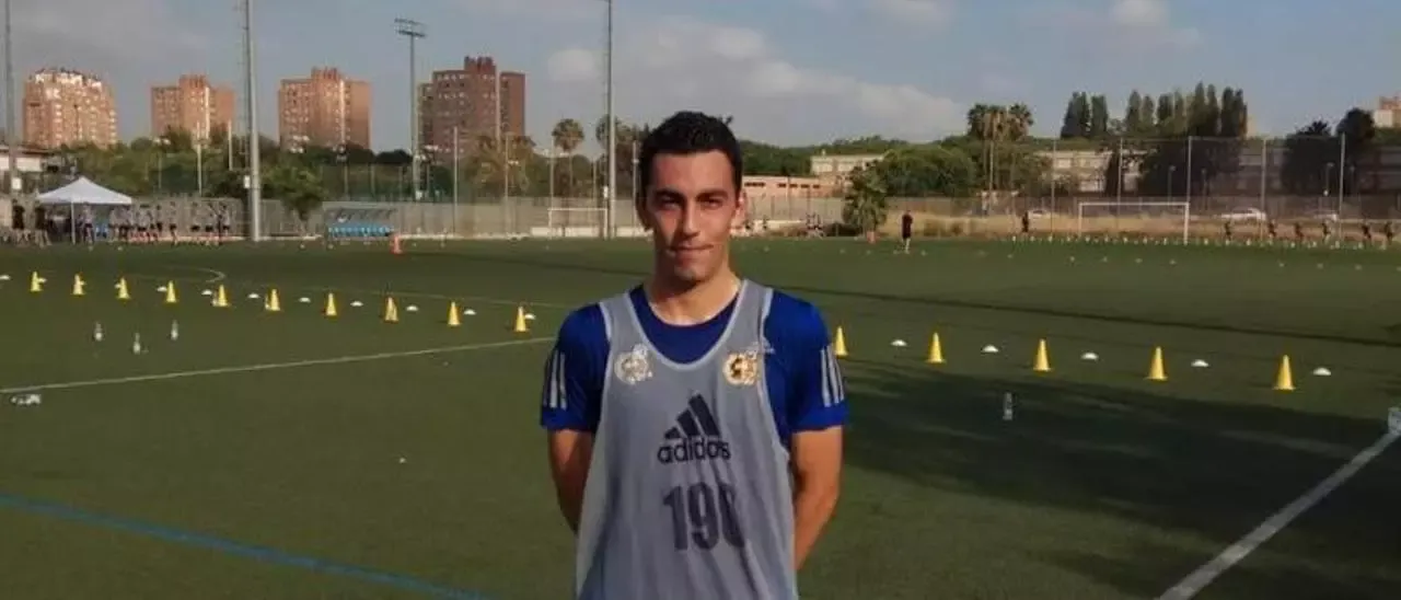ÁRBITROS PARA LOS EQUIPOS GALLEGOS DE 2ª DIVISIÓN RFEF