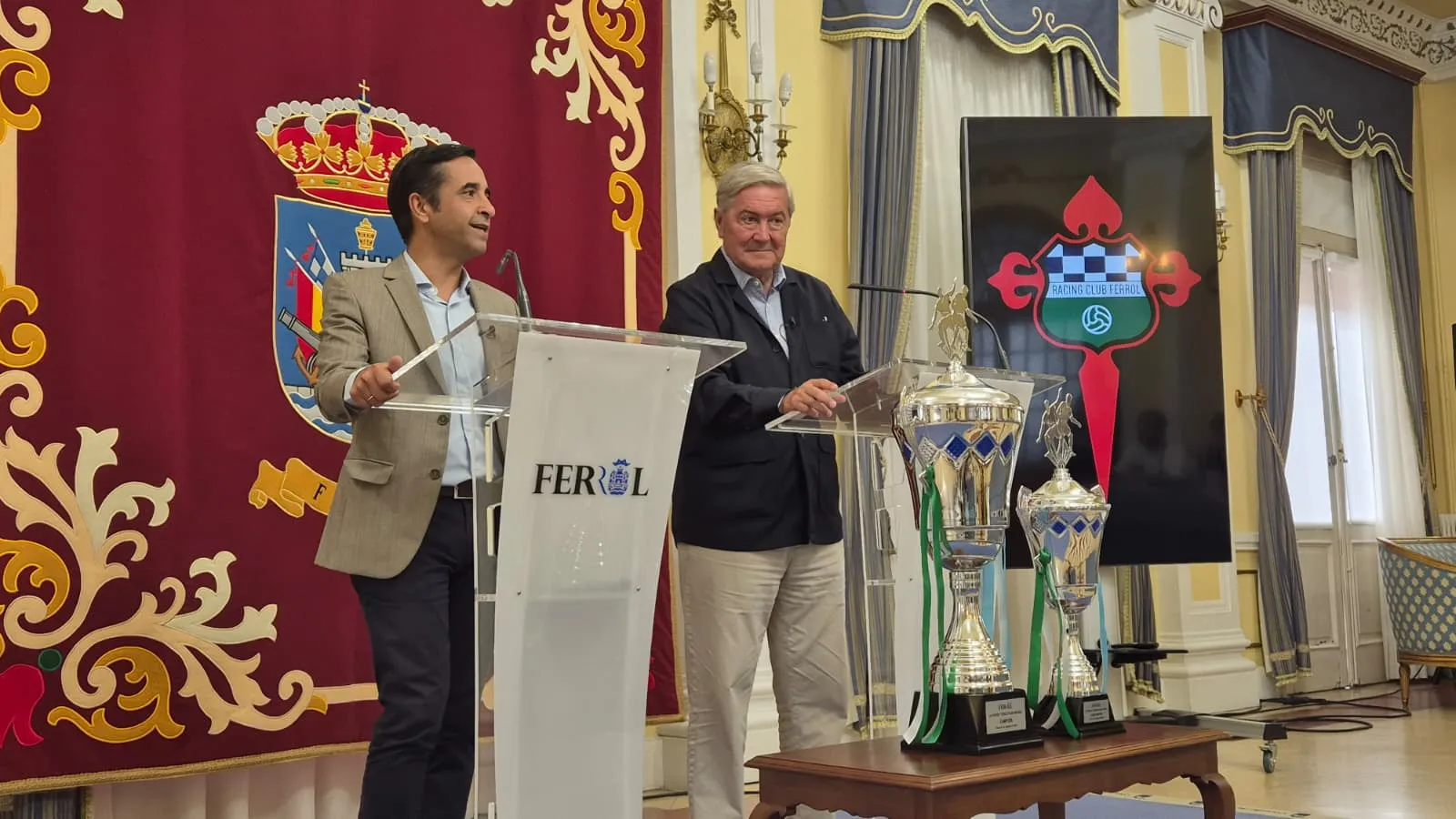 🏆 💚 Rey Varela y Ansede presentan en el Concello la 60 edición del Trofeo Concepción Arenal ⚽