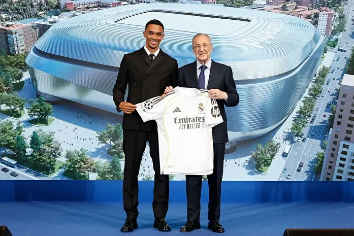 🔥 OFICIAL | ¡Trent se viste de blanco! Nuevo dorsal, cambio de nombre y sorprende hablando español⚪