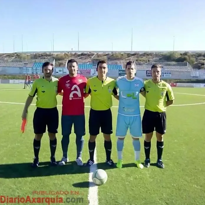 ÁRBITROS PARA LOS EQUIPOS GALLEGOS DE 2ª DIVISIÓN RFEF JORNADA 30ª
