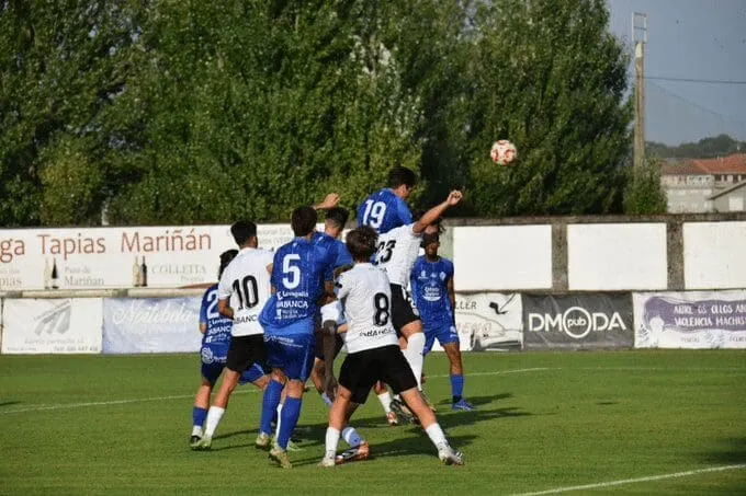 Ni Ourense ni Lugo logran romper el empate en un amistoso disputado bajo el calor de Xinzo