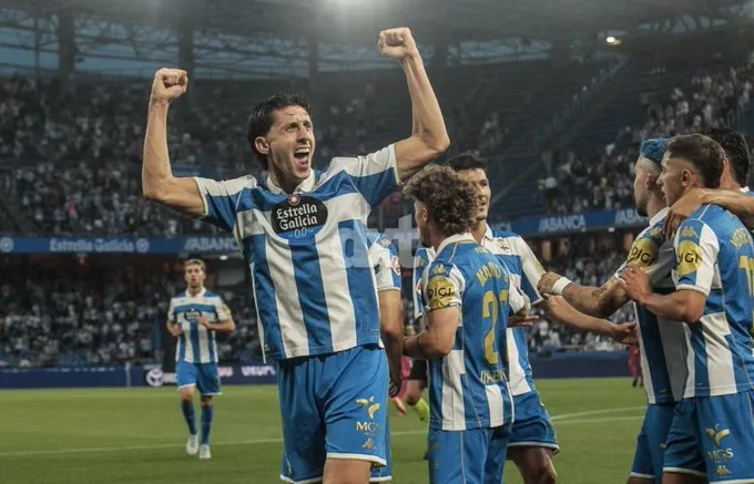 💙 El Dépor se sale: el único equipo invicto del fútbol español tras 8 jornadas 🔥