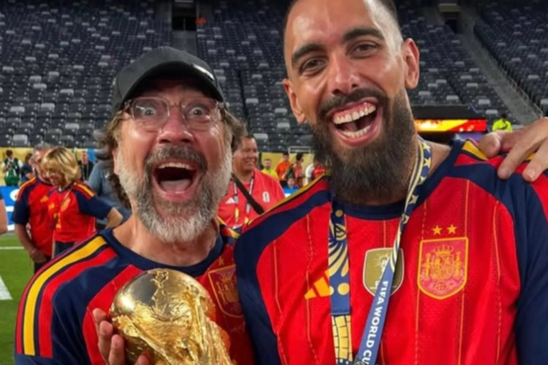 Del abismo a la cima: el gallego Borja Iglesias ya es campeón del mundo