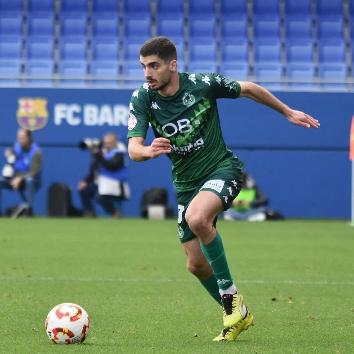 "Pascu", el diamante oculto que busca destaparse en el Racing de Ferrol