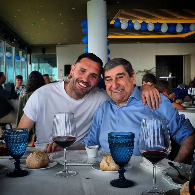 Lucas Pérez estalla la red con un homenaje a Lendoiro: “O noso presi, que nadie se esqueza”