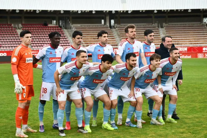Doloroso empate del Compostela frente al Avilés