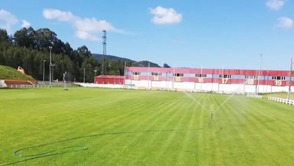 🔥 El Fabril arrasa en Sámano y vuelve a rugir en lo más alto (0-5) 🔵⚪️